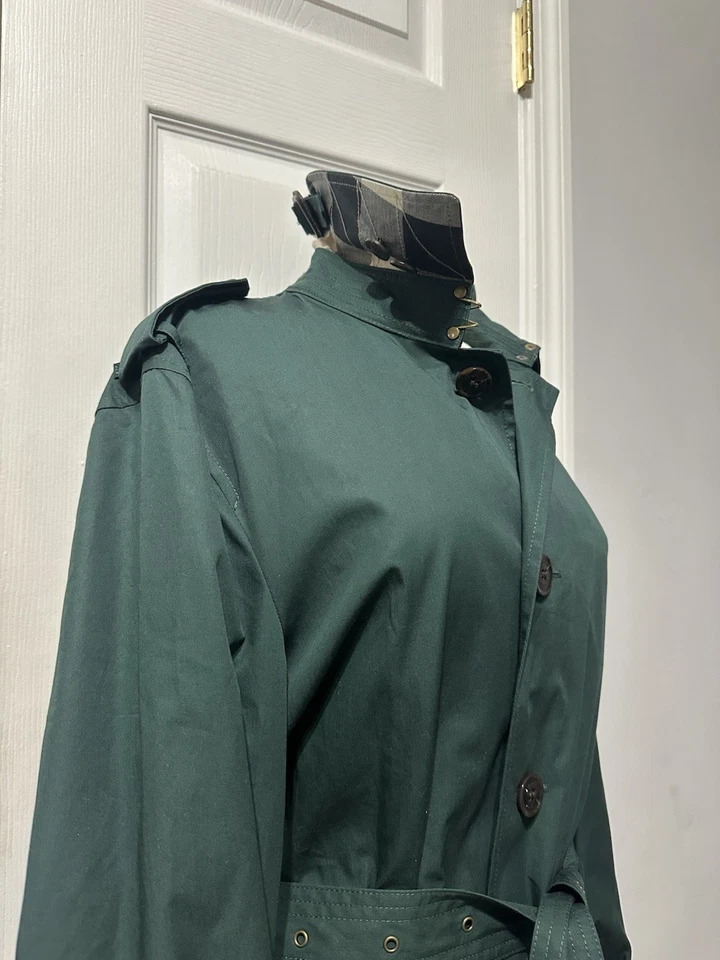 BURBERRY BRIT BRIXTON RAIN TRENCH COAT Sz SMALL P - Image 2 of 4