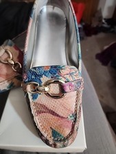 Anne Klein Leather Slip On Loafers Womens 9.M EUC In Box