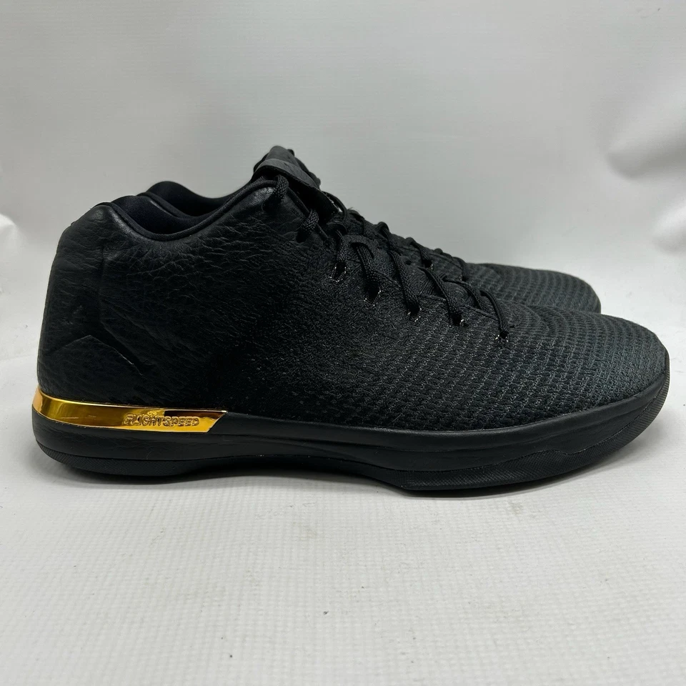 Zapatos de baloncesto Nike Air Jordan 31 XXXI bajos negros dorados para hombre talla 15 897564-023 Foto 2 de 4