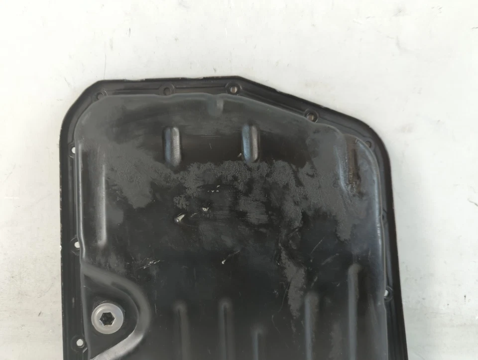 1994-2001 Toyota Camry Engine Oil Pan UJT88 - Image 2 of 4