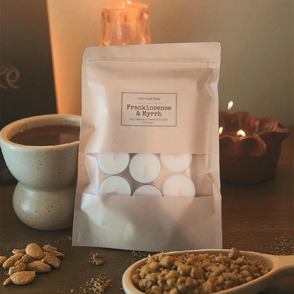 Love Spell Soy Tealights 12 unidades derramadas à mão com óleos essenciais/perfumados casamento - Imagem 3 de 3