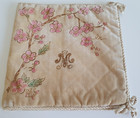 Pochette à lingerie mouchoir en velours fleur de cerisier