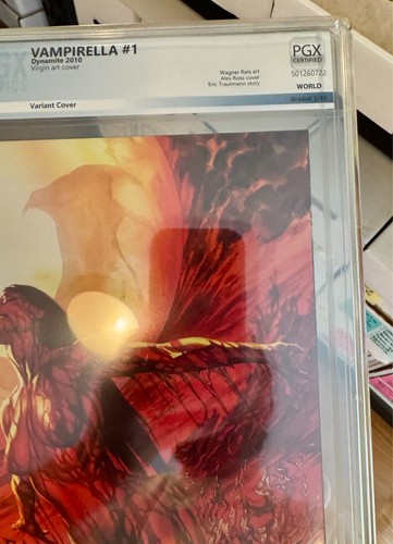 Vampirella # 1 Alex Ross Virgin Variant 9.8 Dynamite Retailer Incentive 2010 WOW - Picture 3 of 13
