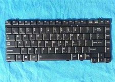 New Genuine Toshiba Satellite L305-S5919 L300 L305 L305D 15.4" Laptop Keyboard