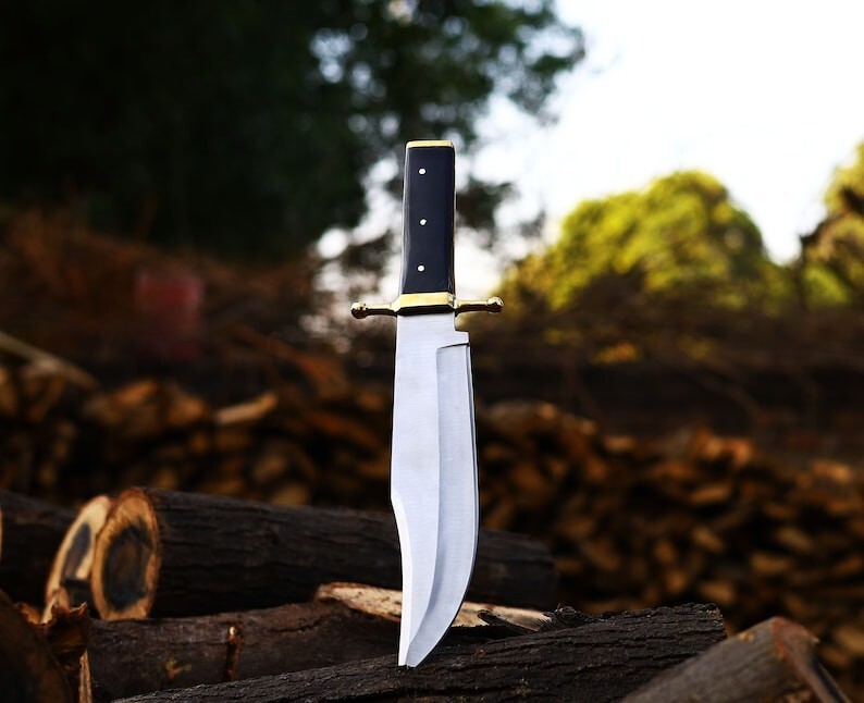 Bowie Knife: Custom Handmade D2 Steel Smithsonian Replica Antique Bowie | Huntin