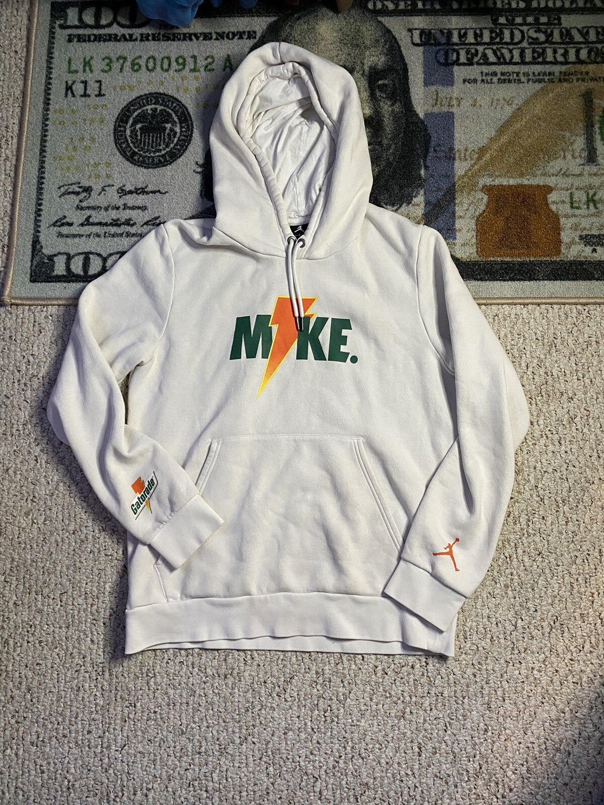 Jordan Hoodie Men's Large Hoodie White Sweatshirt Gatorade Be Like Mike |  eBay