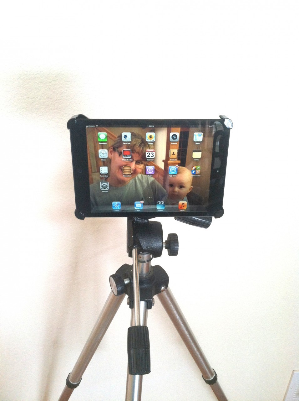 iPad Mini Tripod Mount / iPad Mini Tripod Bracket-image