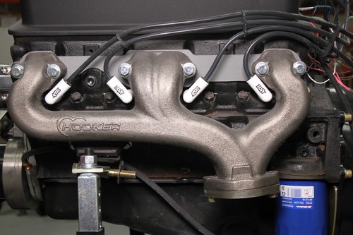 Hooker 8525-1HKR Cast Iron Exhaust Manifolds 2-1/2" Outlet Silver Ceramic Coated - Picture 12 of 12