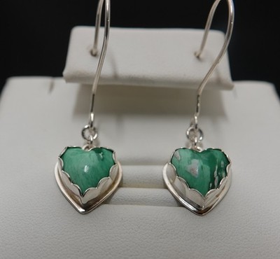 SPLENDID HANDMADE VARISCITE TINY HEART EARRINGS 925 STERLING SILVER