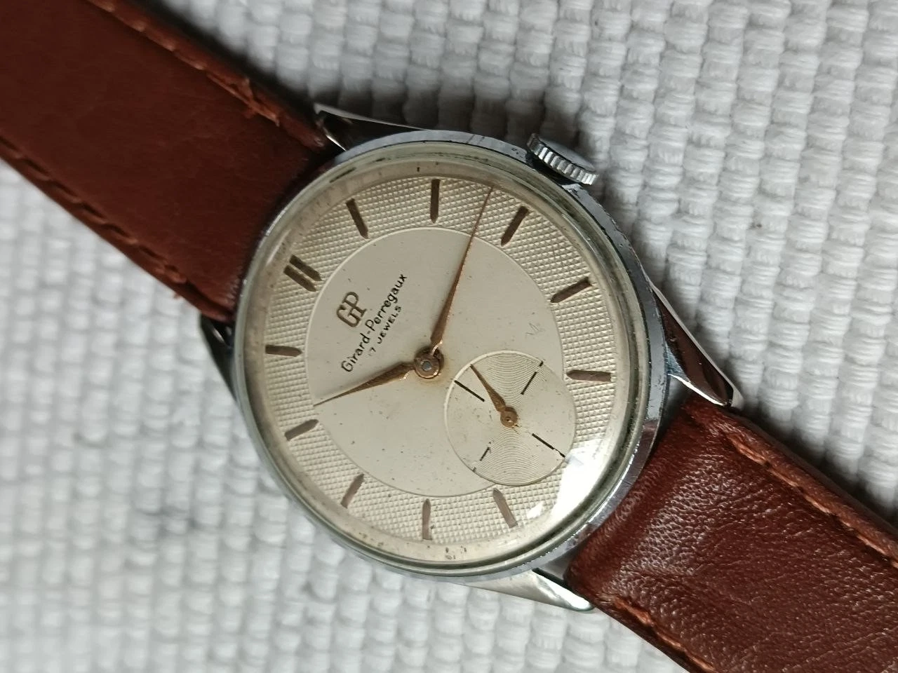 Girard Perregaux — VINTAGE GIRARD PERREGAUX CAL 27 MANUAL TEXTURED DIAL WATCH SWISS MADE Ca 1950