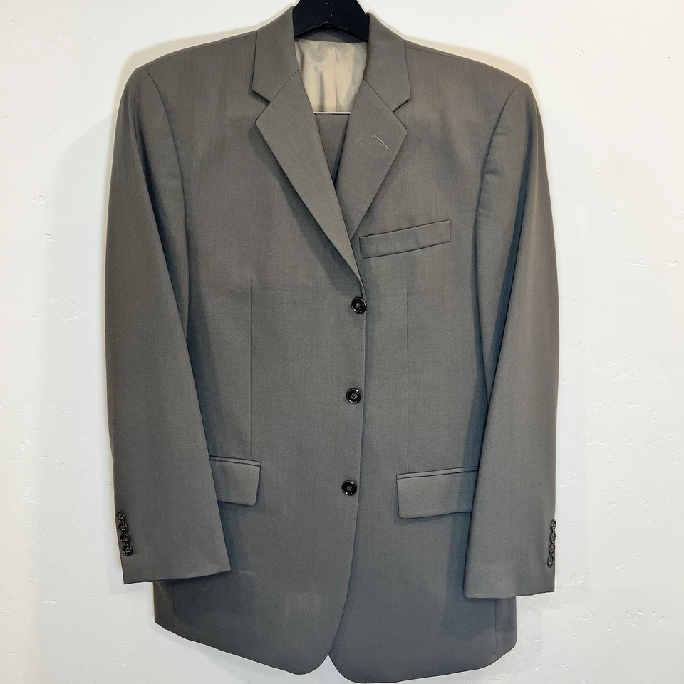 Men’s Suit Size 40R Pants 36Wx32L Calvin Klein Olive Green 2PC Suit - Image 2 of 4