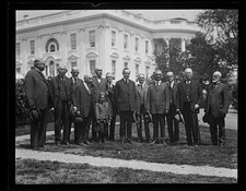 Photo:Washington DC Calvin Coolidge White House group 1924 men outside