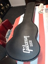 Gibson Made in Canada white plush-lined Les P...