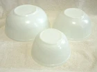 Set of 3 Vtg Pyrex True Opal Unmarked White Mixing Bowls 1 1/2, 2 1/2, 4 Quarts