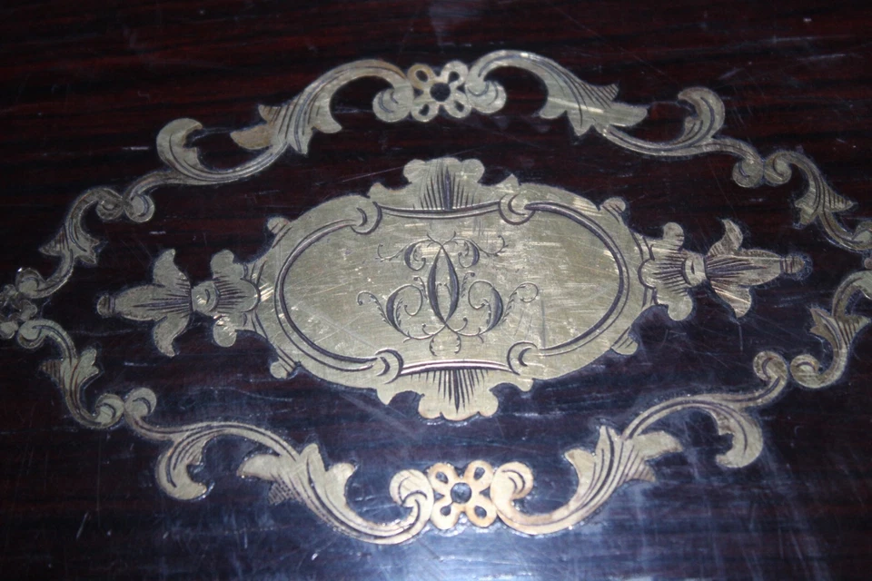 Coffret à jeux boite en marqueterie époque Napoléon III avec jetons et jeux - Photo 4/4