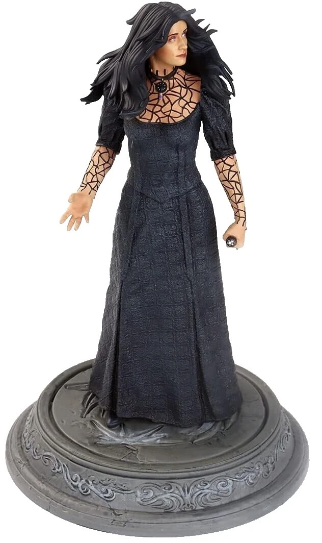 Фигурки и аксессуары Dark Horse пластик