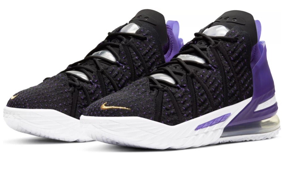 Nike LeBron 18 Basketball Shoes 