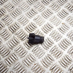 BMW 3 F30 320d Motorhaube Haube Slam Stop Puffer 2.0 Diesel 140kw 2016