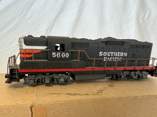 Vintage Black Widow Southern Pacific Diesel #5600 GP-9 - Picture 2 of 5