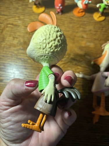 Lot of 9 various Disney Chicken Little Figurines, PVC - Picture 11 of 13