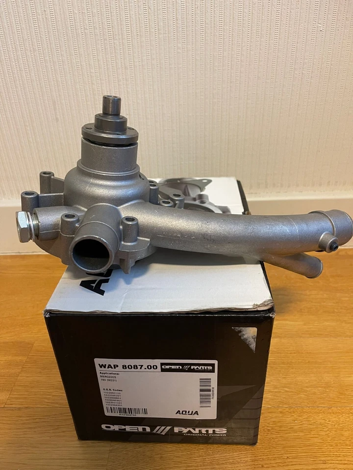 Open Parts Water Pump Fits Mercedes-Benz 190 (W201)  M102  2.0/2.0E - Image 2 of 4