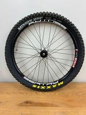 Stans Sentry Mountain Bike Wheel & Maxxis Minion DHF Tire 26 x 2.8