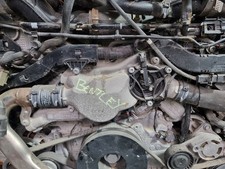 BENTLEY BENTAYGA AZURE MK2 2020-2025 4.0 V8 POMPA ACQUA E ALLOGGIAMENTO DISTRIBUTORE