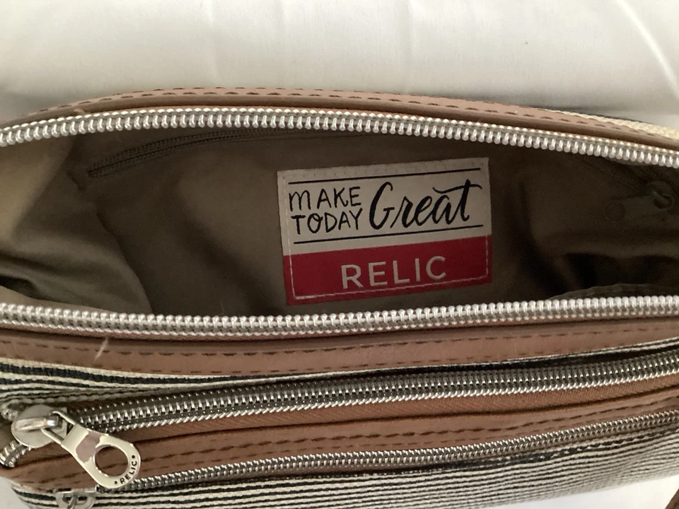 Cartera vintage reliquia crema y negra a rayas Foto 2 de 4