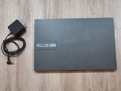 ASUS 14'' Laptop - AMD Ryzen 4GB RAM 128GB SSD Black (E1404FA-TH31)