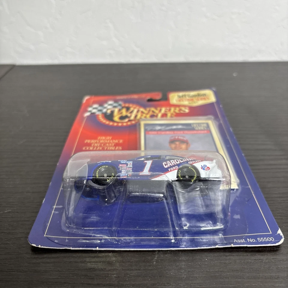 Jeff Gordon #1 1991 Carolina Ford escala 1:64 Thunderbird Winners Circle con tarjeta Foto 4 de 4