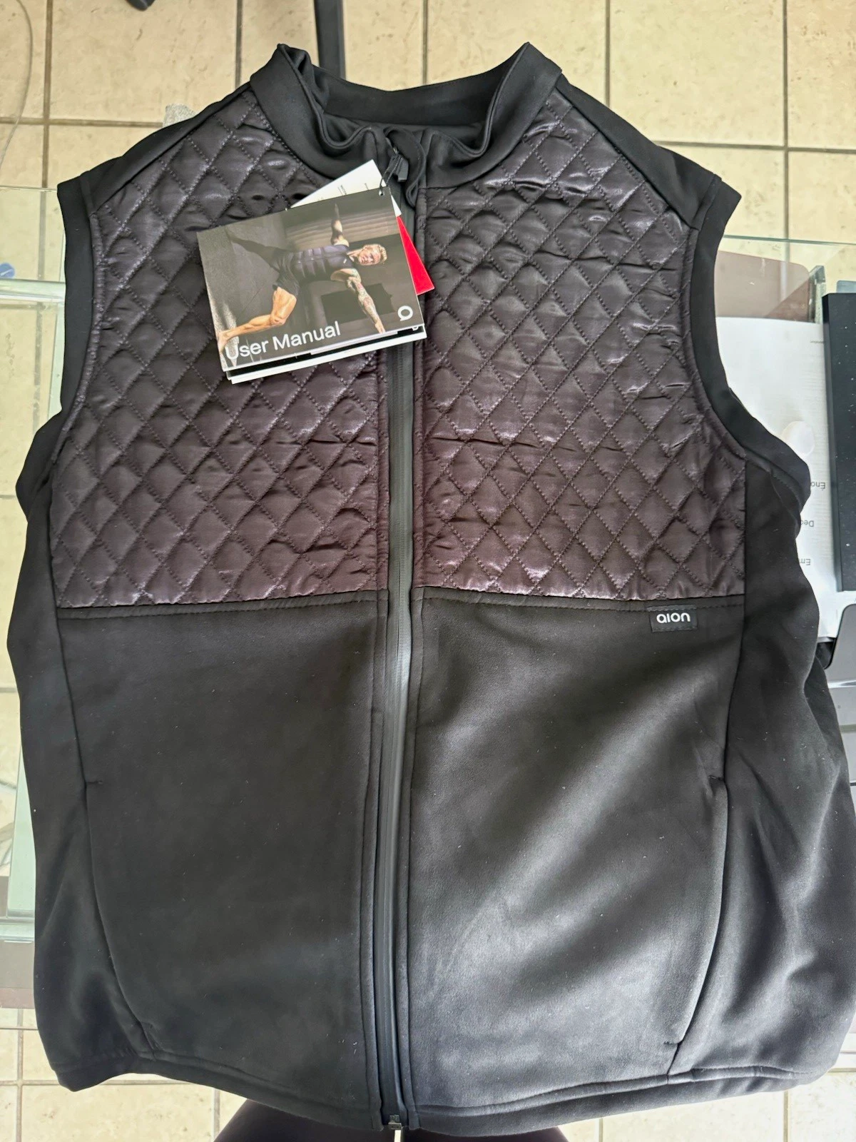 Aion Men’s Recovery Workout Vest Full Zip Stand-Up Collar Size L image 1