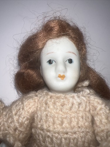 Muñeca Bisque 1900-1920s 5 1/2" marca NIPPON. Mujer joven. - Imagen 3 de 9