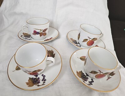 Royal Worcester Evesham Vale Coffee/Tea Cup w Saucer Set of 4