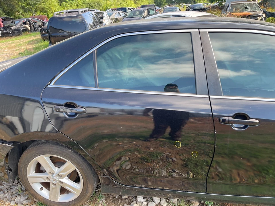 2012 2013 2014 TOYOTA CAMRY SE REAR PASSENGER SIDE DOOR ASSY OEM Foto 2 de 4