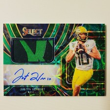 2020 Panini Chronicles Select Draft Picks Patch Autographs #2 Justin Herbert /25