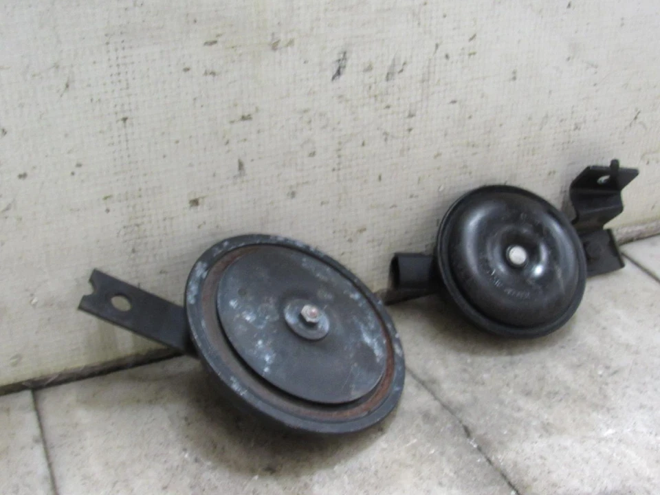 03 04 05 06 07 08 09 10 11 HYUNDAI ACCENT Horn - Image 3 of 4