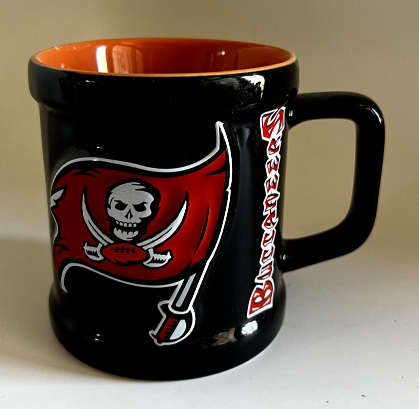 Tampa Bay Buccaneers 3D Flag Logo Coffee Cup Mug Black Orange Bucs Football NFL