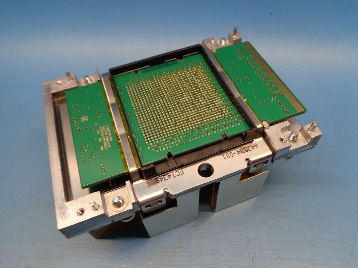 1) SL6XD INTEL ITANIUM 2 MADISON CPU 1.3GHz 400MHz PGA PAC611
