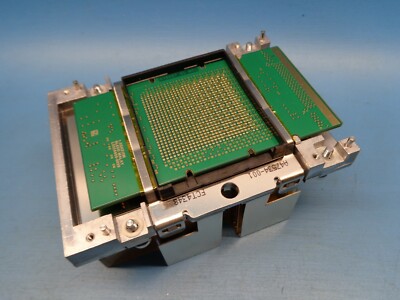 (1) SL6XD INTEL ITANIUM 2 MADISON CPU 1.3GHz 400MHz PGA PAC611 SOCKET 611 NEW