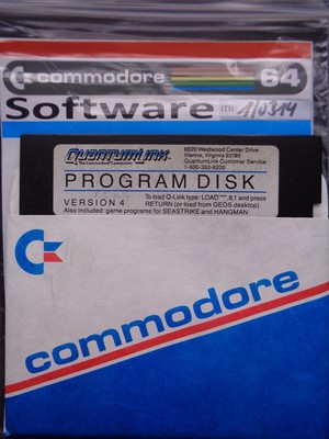 COMMODORE 64/128 -- QUANTUMLINK V.4 PROGRAMM & COMMON SENSE (COMMODORE - DISK)