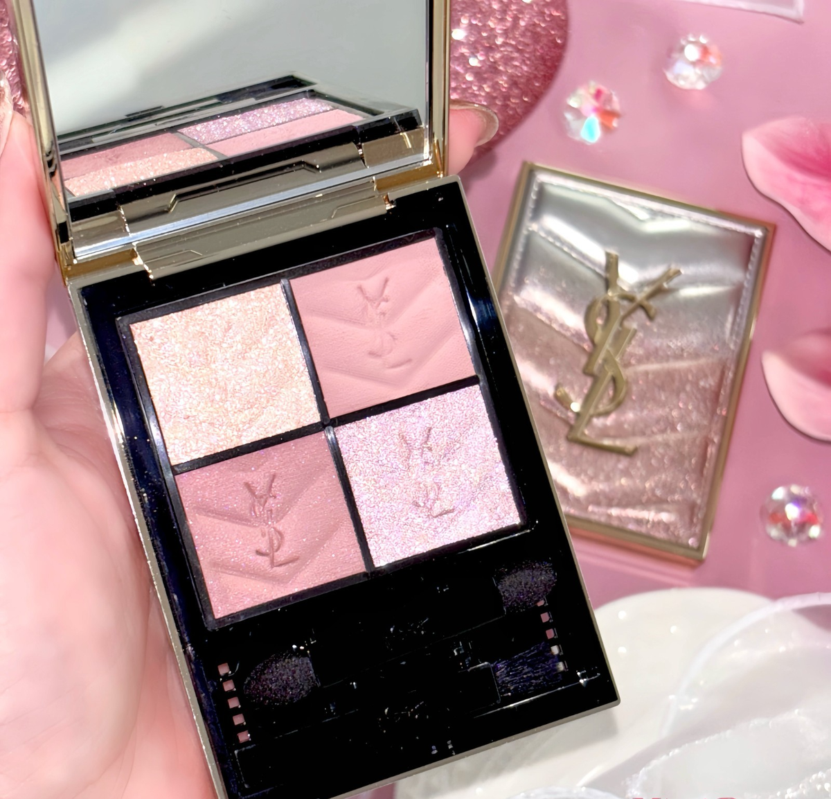 アイシャドウ COUTURE MINI CLUTCH 126 SPARKLING LUST YSL Couture Mini Clutch 126 Sparkling Lust Eyeshadow Palette 2026