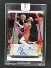 2024-25 Photogenic Shai Gilgeous-Alexander On Card Auto /35 #VA-SGA