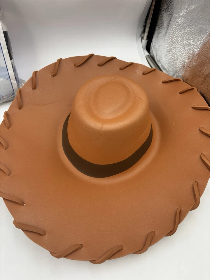 Novo Disfarce Toy Story Fantasia Woody com Chapéu e Distintivo Masculino Grande 36/38 - Imagem 2 de 4