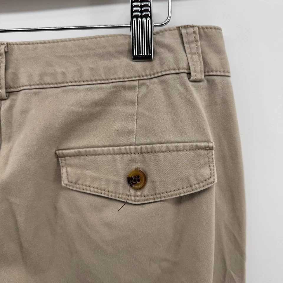 Dockers khaki hello Smooth Women’s Size 8M faux back Pockets Soft Material Pants - Image 4 of 4