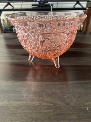 McKee Snappy Vintage Innovation Line Pink PresCut Floral Footed Bowl