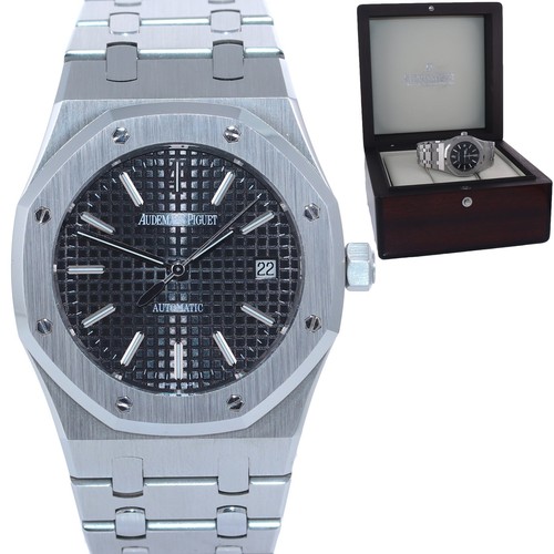 MINT Audemars Piguet Royal Oak Black 39mm Steel 15300ST Date Watch Box