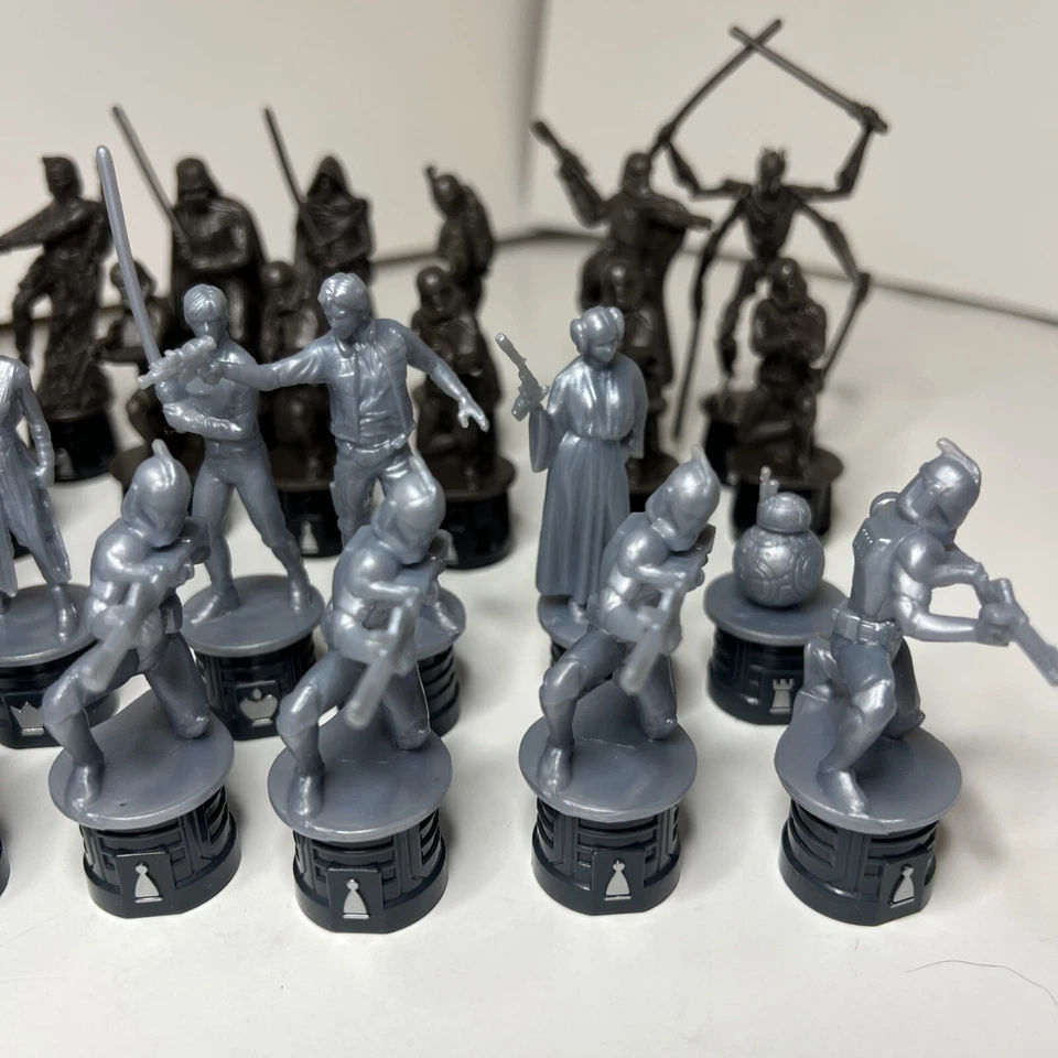Disney Star Wars Chess Set Collectible 32 Replacement Pieces Hasbro Paper - Image 3 of 4