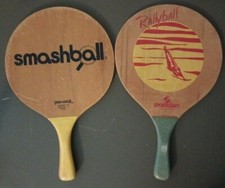 Vintage Pair of Wooden Beach Ball Paddles Smashball Rallyball Made in Taiwan