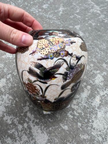 hand painted satsuma vase made in china - Zdjęcie 1 z 4