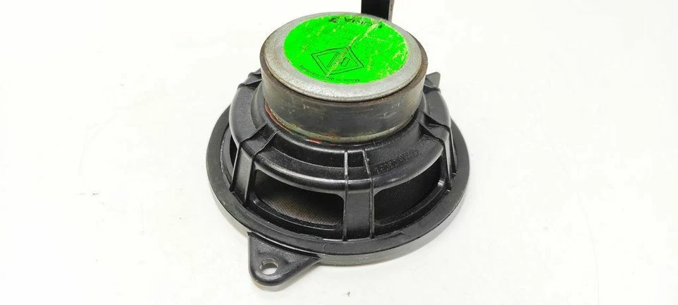 Altavoz puerta delantera Volkswagen Golf III 1994 gasolina/autogas UST43598 Foto 4 de 4